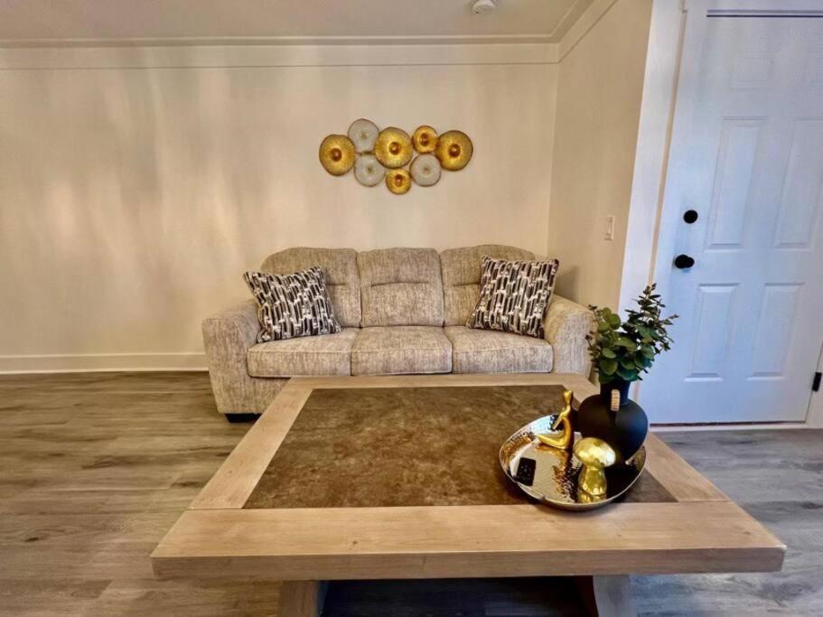 Luxury City Loft In Gainesville B Εξωτερικό φωτογραφία